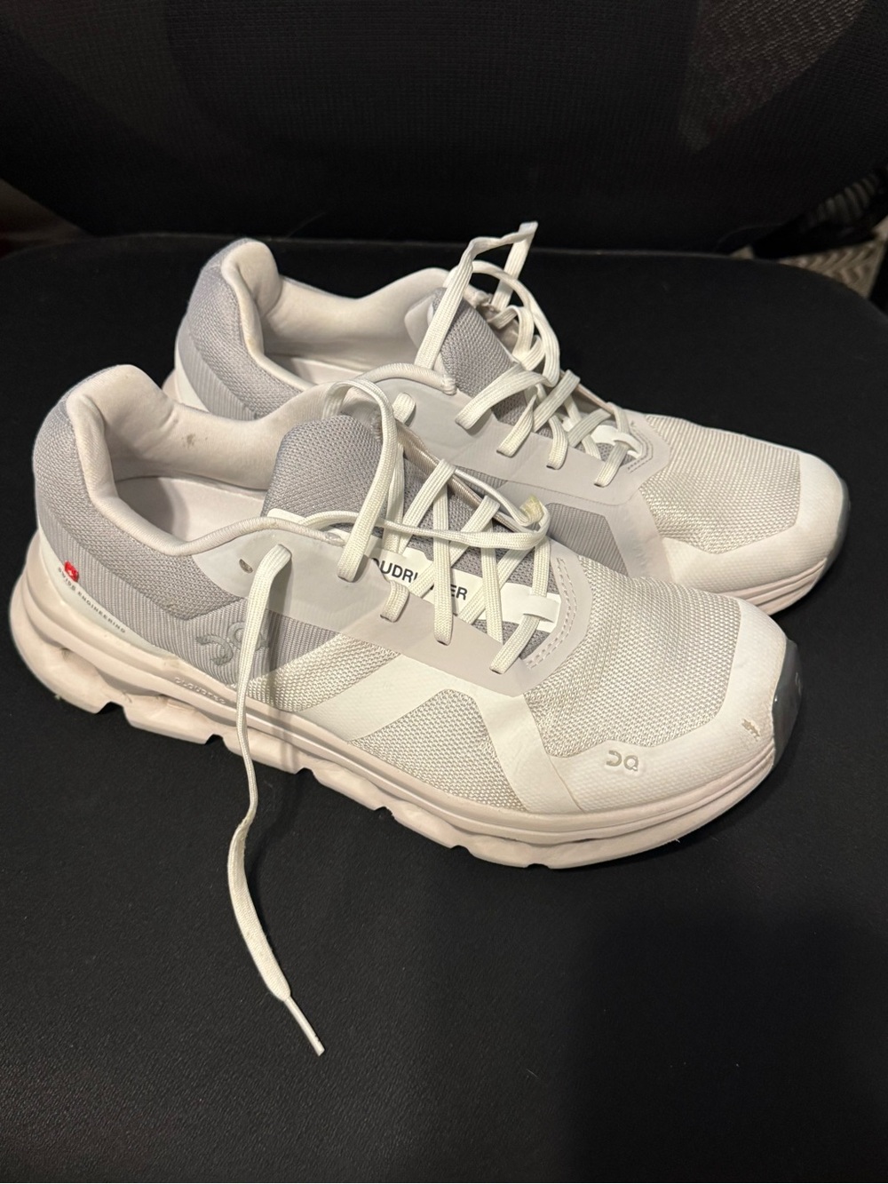 On Running Cloudstratus women’s Running Shoes - White